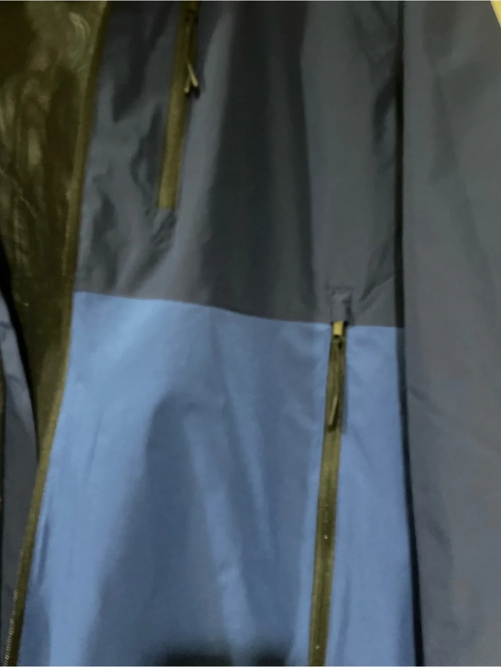 St. John's Bay Men’s‎ Large Two-Tone Blue Hooded Rain Jacket NWT